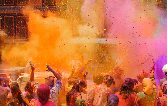 Holi | Mathura | Uttar Pradesh | Shreshth UP