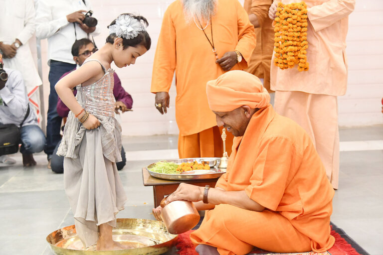 cm yogi | worshiped | mother goddess | shreshth uttar pradesh |