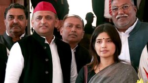 dimple yadav files nomination