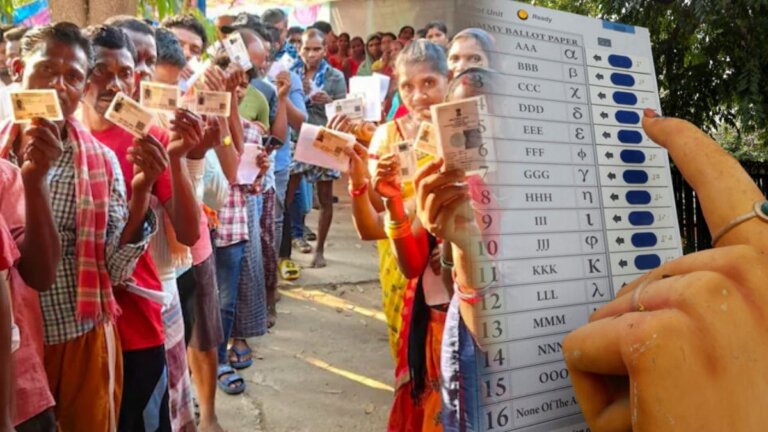 Jhansi-Lalitpur Lok Sabha Seat | 100% voting percentage | shreshth uttar pradesh |