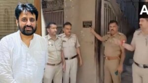 Noida Police | Aam Aadmi Party MLA | Amanatullah Khan | shreshth uttar pradesh |