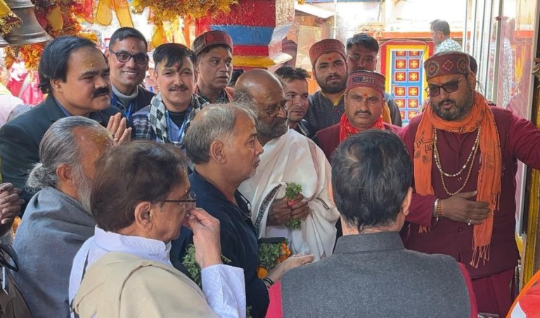 Superstar Rajinikanth visited Kedarnath and Badrinath uttarakhand