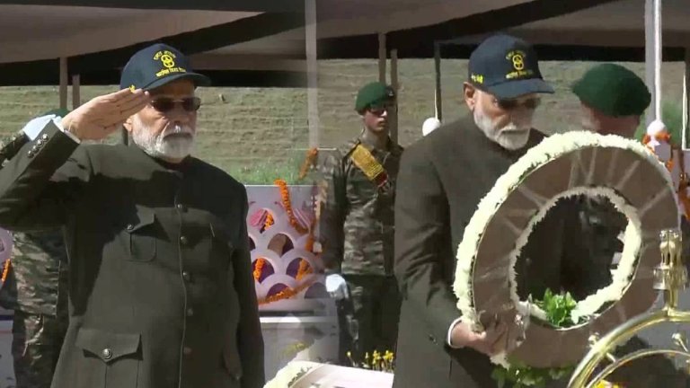 Kargil Vijay Diwas 2024 | Prime Minister Narendra Modi | Kargil War Memorial | Shresth uttar Pradesh |