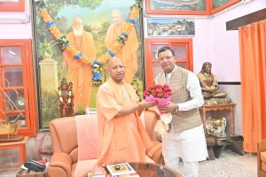 Union Ministers of State Pankaj Chaudhary and Kamlesh Paswan met CM Yogi