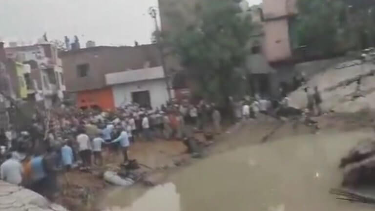 Water tank collapses in Mathura 3 killed more than 12 injured