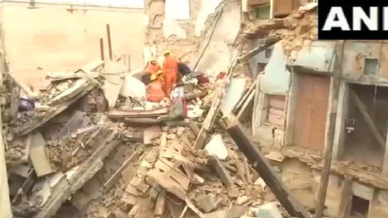 House Collapsed In Varanasi | Kashi Vishwanath Gali in Varanasi | Shresth uttar Pradesh |