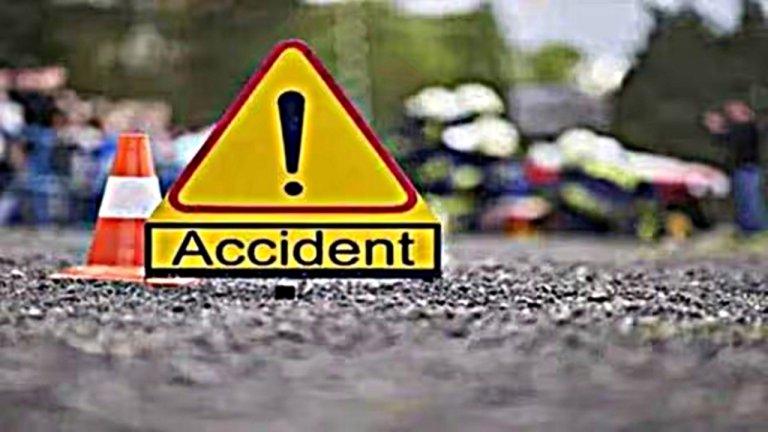 Hathras Accident roadways-bus-and-max-collide-many-people-died read