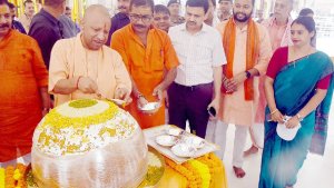 PM Modi Birthday | Kashi Vishwanath Mandir | CM yogi | Shresth uttar Pradesh |