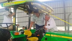 Waterlogging In Agra dm car-stuck--tractor-had-to-be-called-to-get-out