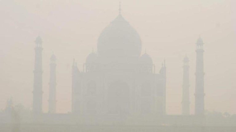 Agra AQI Poison is dissolving in the climate before Diwali tiny particles of dust are in the air