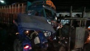 Mirzapur Road Accident 10 laborers killed 3 were injured