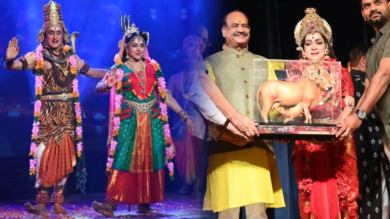 Nav Durga Mahotsav In Mathura | Hema Malini | Shresth uttar Pradesh |